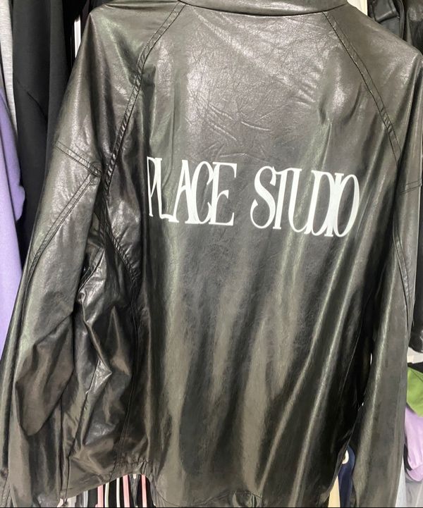 PLACESTUDIO ♥ Crinkle Logo Leather Coated Wind Jacket MUSINSA | PLACE STUDIO Crinkle Back Logo Point Track Leather