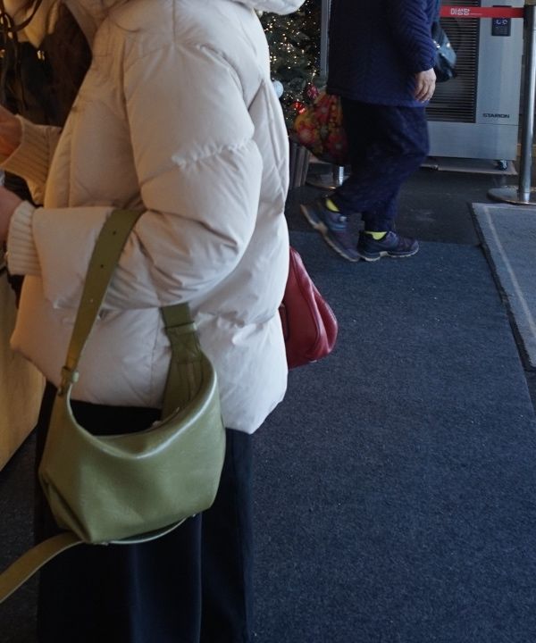 MUSINSA | MASMARULEZ 3way belted mini hobo bag _ Olive