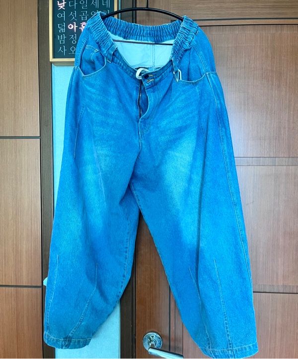 MUSINSA | ANGLAN Pit Pocket Dart Denim Balloon Pants - Denim