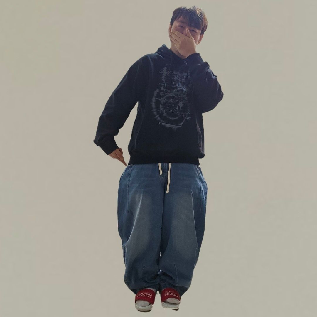 MUSINSA | ANGLAN Pit Pocket Dart Denim Balloon Pants - Denim