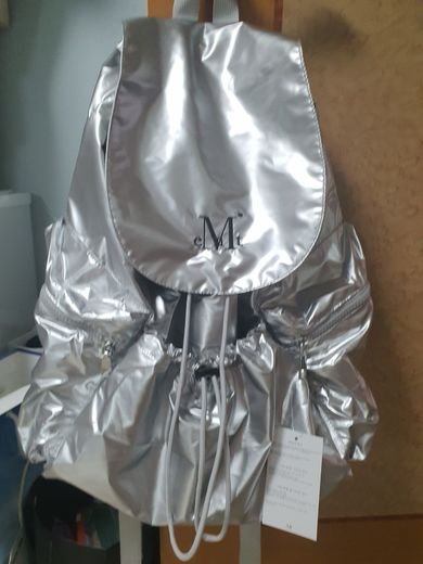 MUSINSA公式 | MUCENT スワン グロッシー バックパック 男女共用 (2カラー)