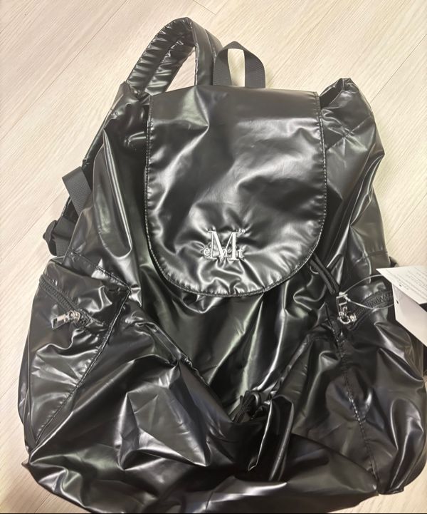 【MUCENT♥] Swan Glossy Backpack Unisex MUSINSA | MUCENT Swan Glossy Backpack Unisex (2 Colors)