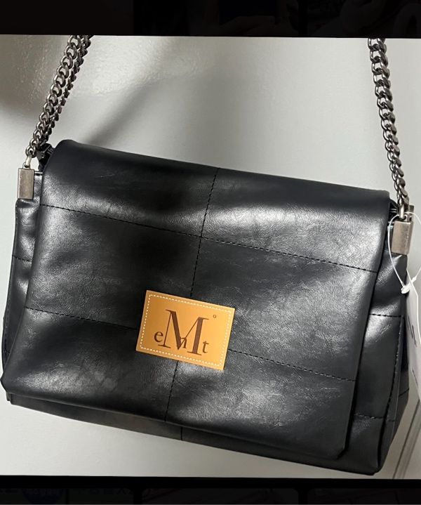 MUSINSA公式 | MUCENT Infinity Leather Chain Shoulder Bag