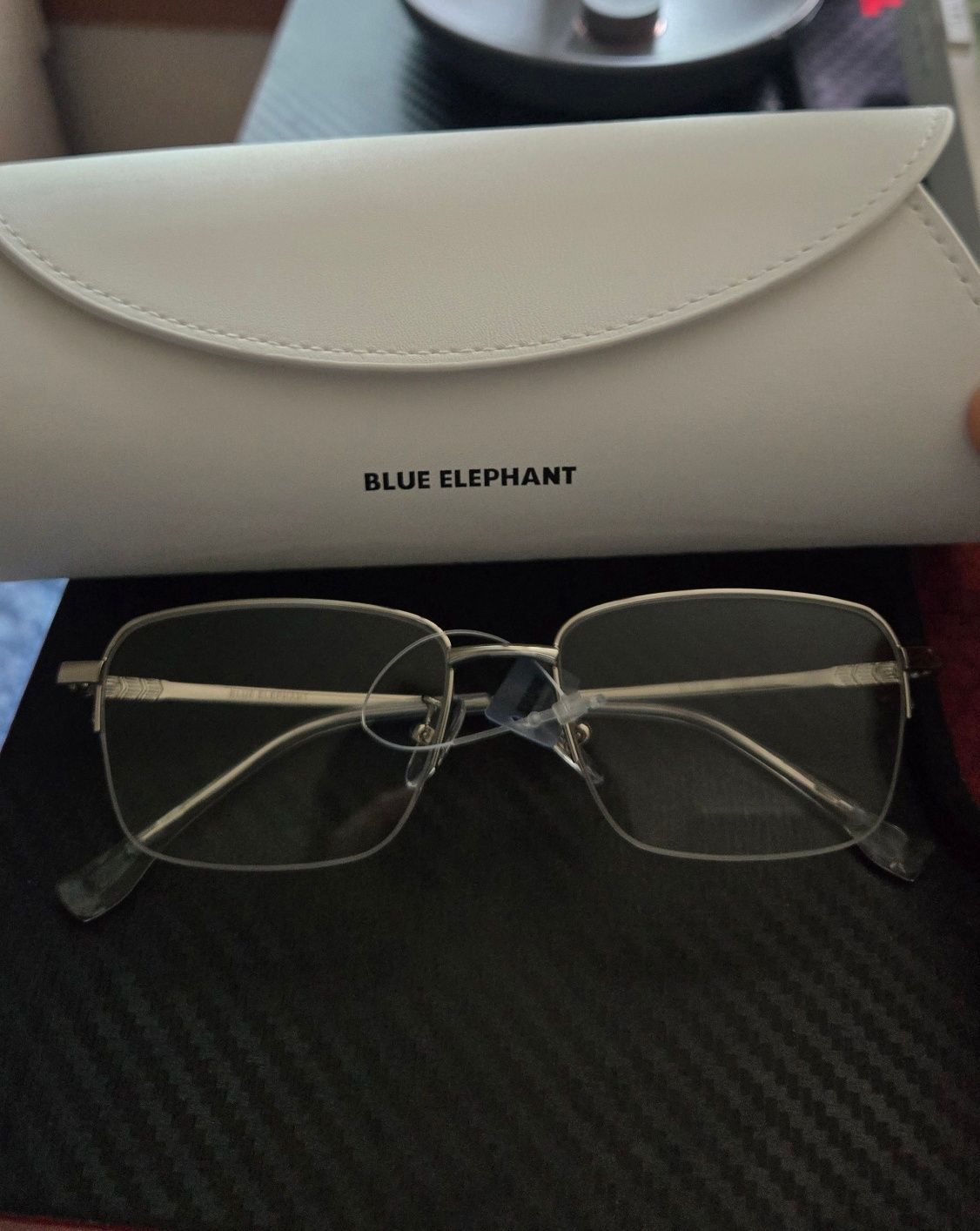 MUSINSA | BLUE ELEPHANT GOAT silver