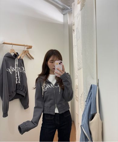 MUSINSA公式 | GLOWNY BONNIE CROP ZIP UP (CHARCOAL)
