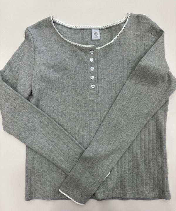 MUSINSA | RONRON EYELET HEART BUTTON HENRYNECK LONG SLEEVE BLACK