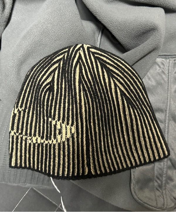 MUSINSA | AJOBYAJO [PBA] Tribal AJO Two Tone Beanie [BEIGE]