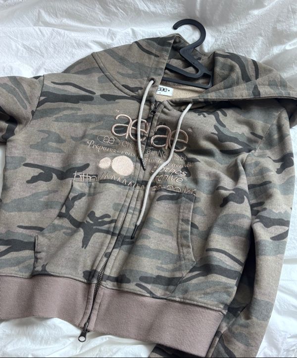 トップス aeae WEB LOGO CROP HOOD ZIP UP MUSINSA | AEAE WEB LOGO CROP HOOD ZIP UP [CAMO BEIGE]