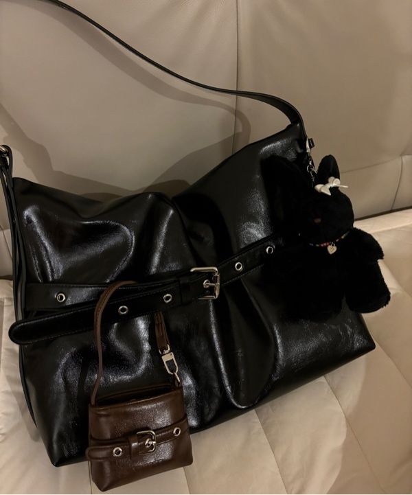 MUSINSA | VVV [SET] Buckle Hobo Shoulder Crossbody Bag _ Brown