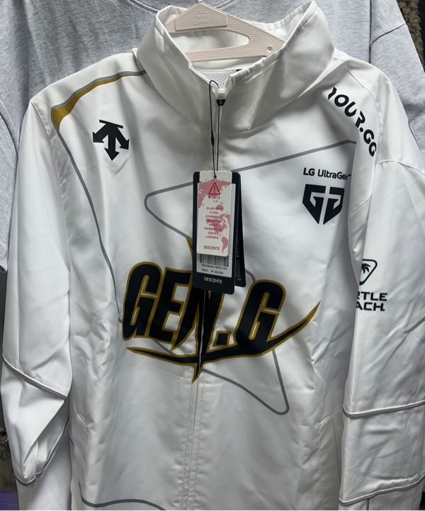 MUSINSA | GEN.G Gen.G x Descente 2024 Worlds Official Player