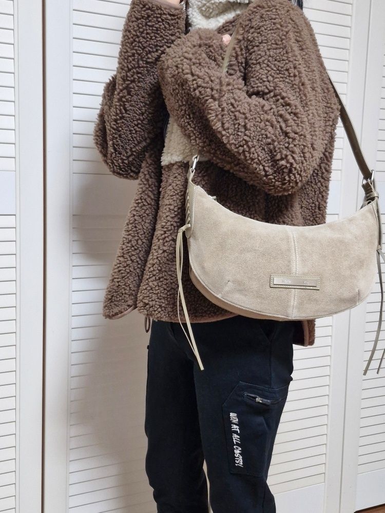 ★MATIN KIM ★ HALF MOON SUEDE LEATHER HOBO BAG MUSINSA | MATIN KIM HALF MOON SUEDE LEATHER HOBO BAG IN KHAKI