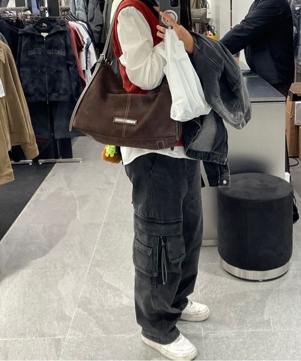 【Matin Kim】TWO WAY STRAP SUEDE LEATHER BAG MUSINSA | MATIN KIM TWO WAY STRAP SUEDE LEATHER BAG IN BEIGE