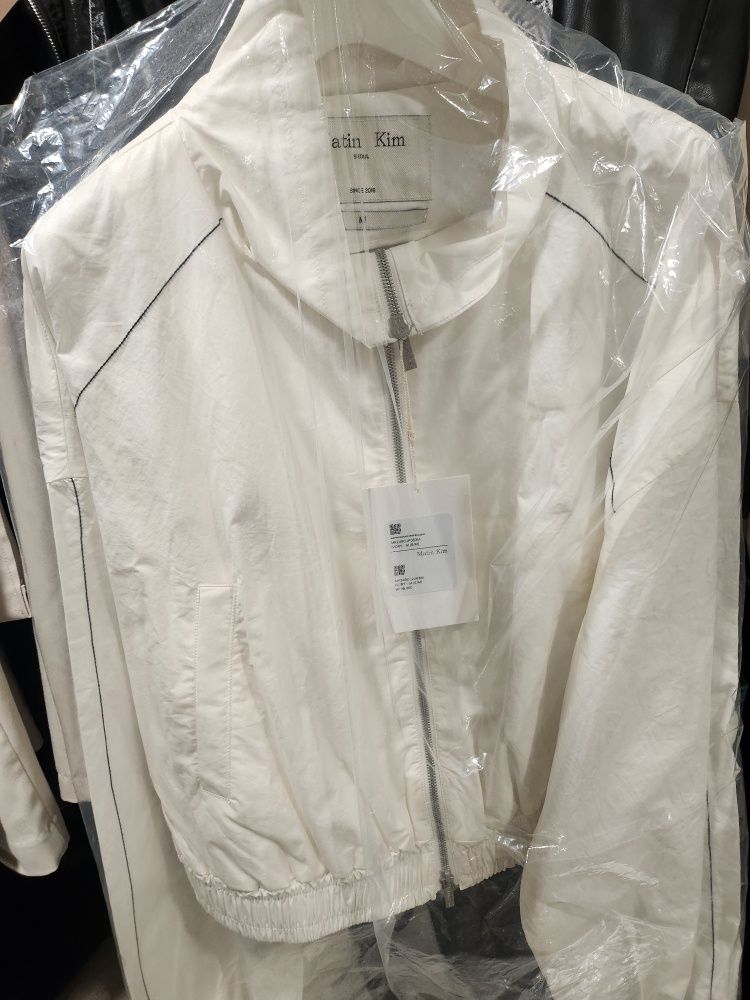 MUSINSA公式 | MATIN KIM MATIN COATING CROP BLOUSON IN IVORY