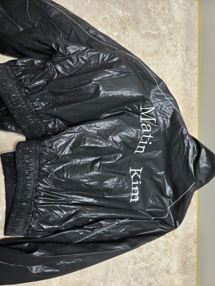 MUSINSA公式 | MATIN KIM MATIN COATING CROP BLOUSON IN BLACK