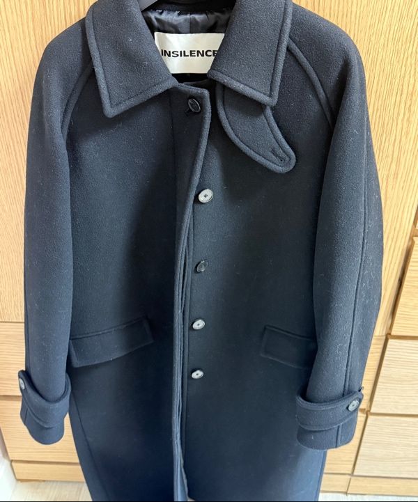MUSINSA | INSILENCE WOMEN Classic Balmacaan Coat BLACK