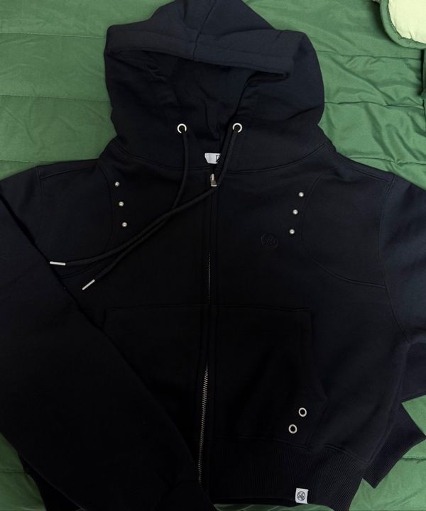 MUSINSA | ILLIGO Studded Hoodie Black