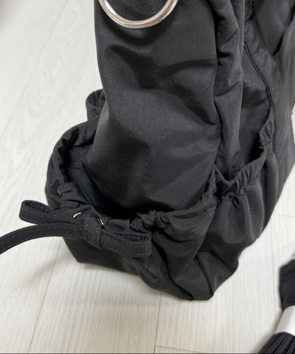 ★ILLIGO★ Bow Forty Duffle Bag Black 5012264147 Pre-order delivery on May 21] Bow Forty Mini Duffle Bag