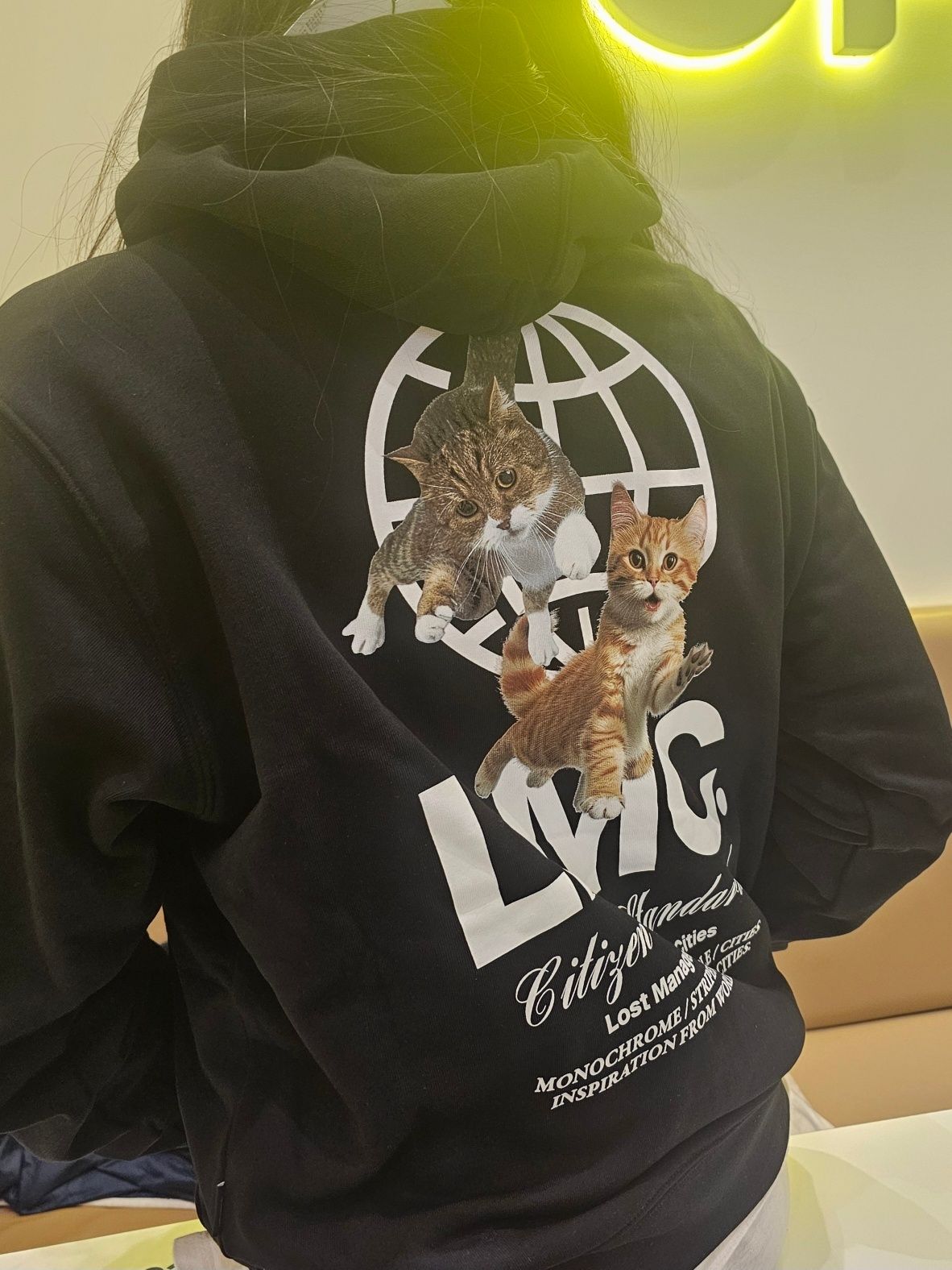 MUSINSA公式 | LMC FLYING CATS HOODIE black