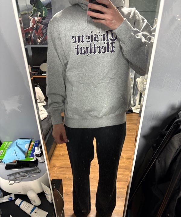 【THISISNEVERTHAT】Old English Logo Hoodie Wine thisisneverthat Old English Logo Hoodie - Wine