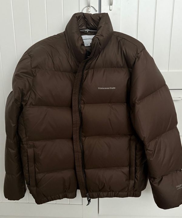 MUSINSA公式 | thisisneverthat PERTEX® T ダウンジャケット ブラウン