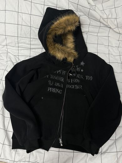MUSINSA | LUV IS TRUE FS LETTER HOOD ZIPUP(BLACK)