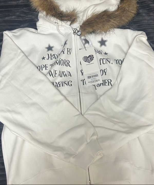 MUSINSA公式 | LUV IS TRUE FS LETTER HOOD ZIPUP(WHITE)