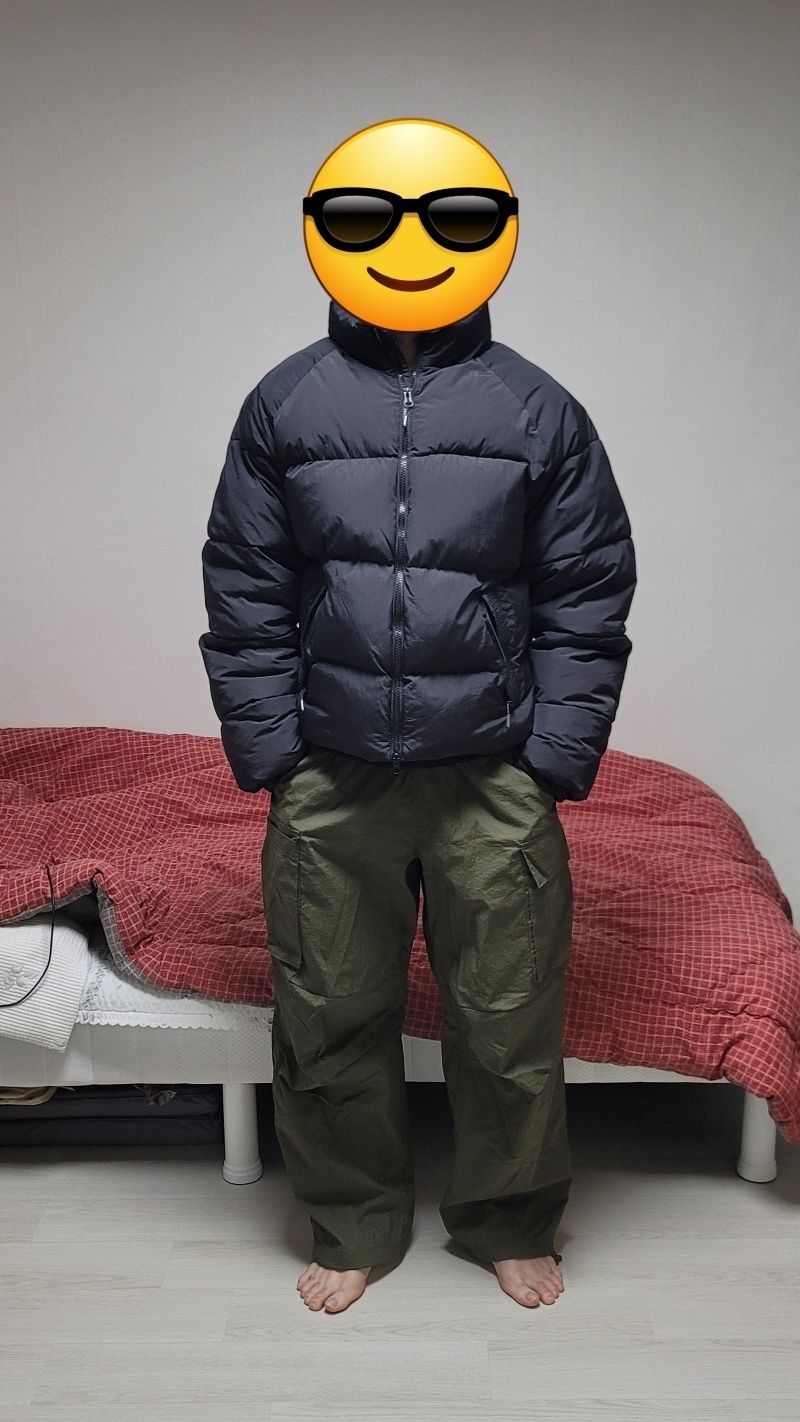 MUSINSA公式 | FILLUMINATE グロッシーレザーダウンジャケット-マット