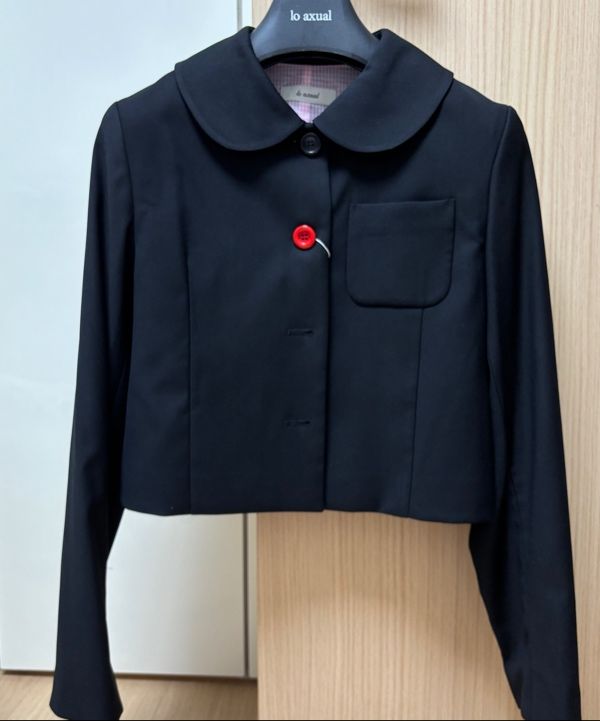 MUSINSA | LO AXUAL RED BUTTON PETER PAN COLLAR JACKET