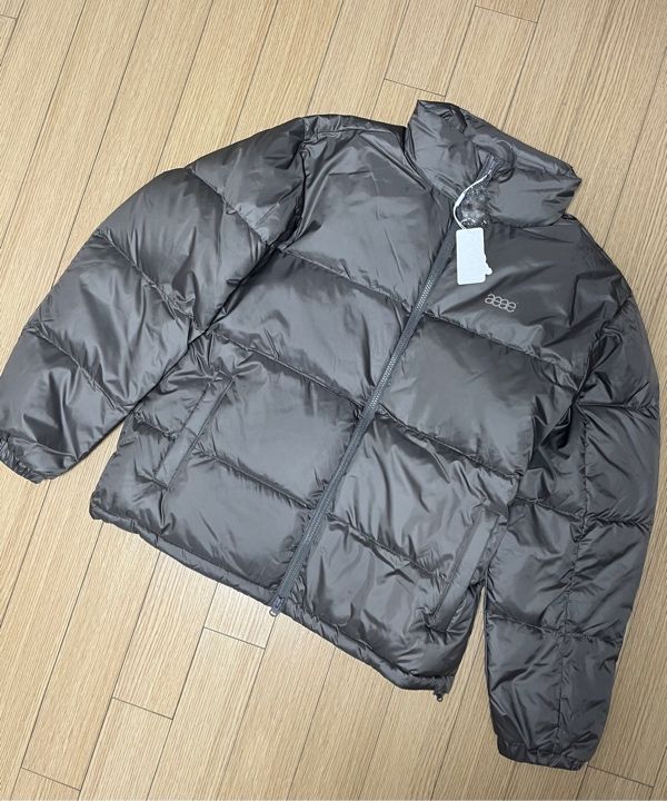 MUSINSA公式 | AEAE WEB LOGO DOWN JACKET [WARM GREY]