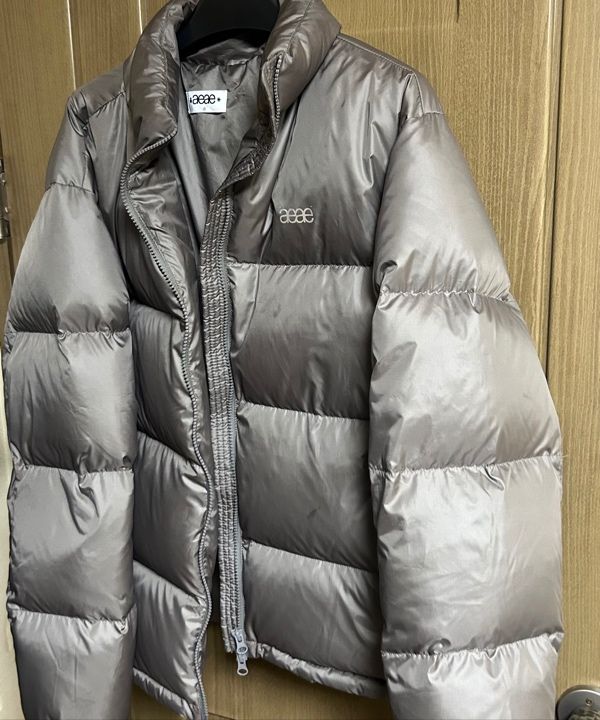 ジャケット・アウター AEAE WEB LOGO DOWN JACKET WARM GREY WEB LOGO DOWN JACKET [WARM GREY] – aeae JAPAN