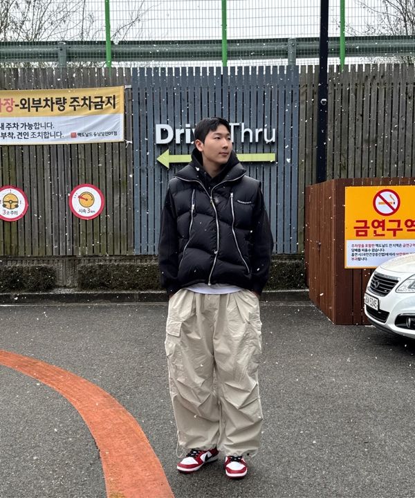 MUSINSA | THEMILE CN Cargo Balloon Pants [Cream Beige]
