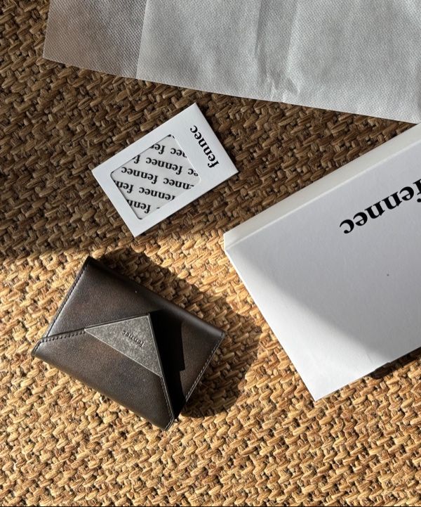 MUSINSA | fennec MATT TRIANGLE WALLET - BROWN