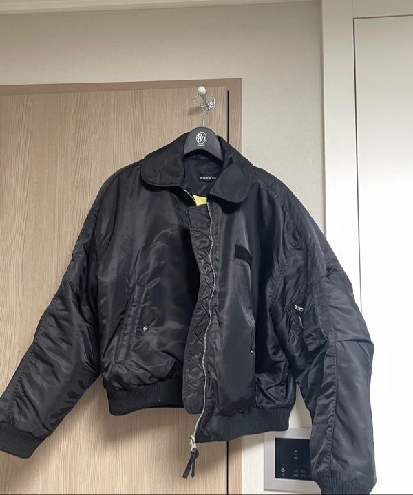 ◇RONRON◇ INNER POINTED BOMBER MA1 JUMPER DOT BLACK MUSINSA | RONRON INNER POINTED BOMBER MA-1 JUMPER DOT BLACK