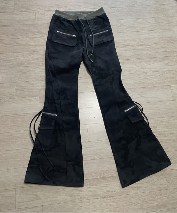 MUSINSA公式 | LUVISTRUE FS BOOTSCUT POCKET CARGO PANTS(CAMO)