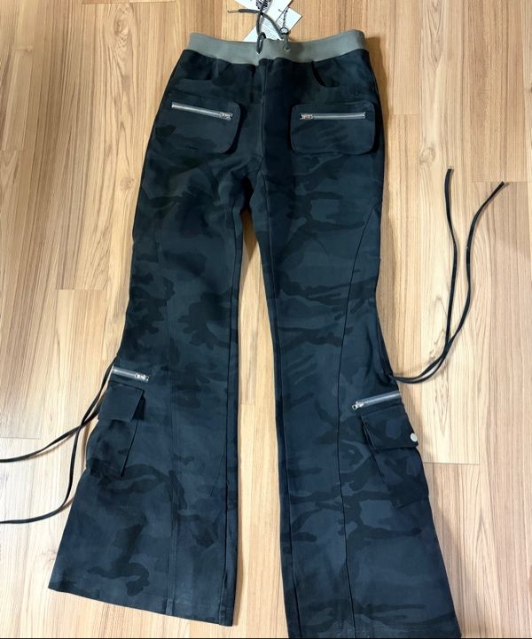 MUSINSA公式 | LUV IS TRUE FS BOOTSCUT POCKET CARGO PANTS(CAMO)