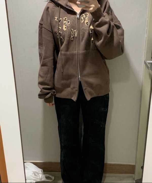 【韓国】moo Leopard Applique Hoodie - Brown MUSINSA | MOO Leopard Applique Hoodie - Brown