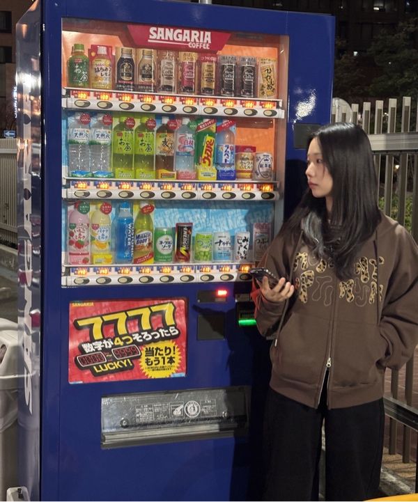 MUSINSA公式 | MOO レオパードアップリケフードジップアップ - ブラウン