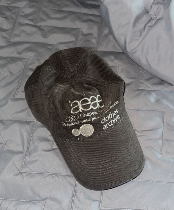 [AEAE]WEB LOGO CORDUROY CAP [BROWN] (ウェブロゴコーデュロ MUSINSA公式 | AEAE WEB LOGO CORDUROY CAP [BROWN]