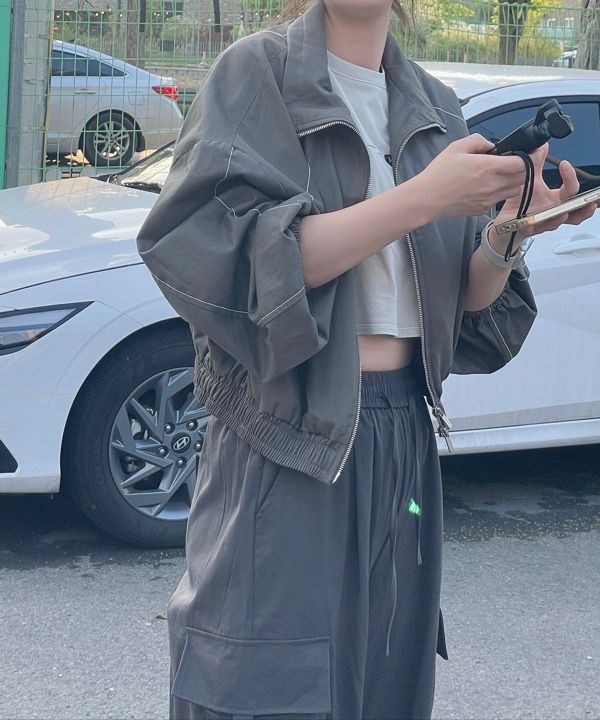 MUSINSA公式 | MATIN KIM MATIN ROUGH COATING CROP BOMBER IN KHAKI