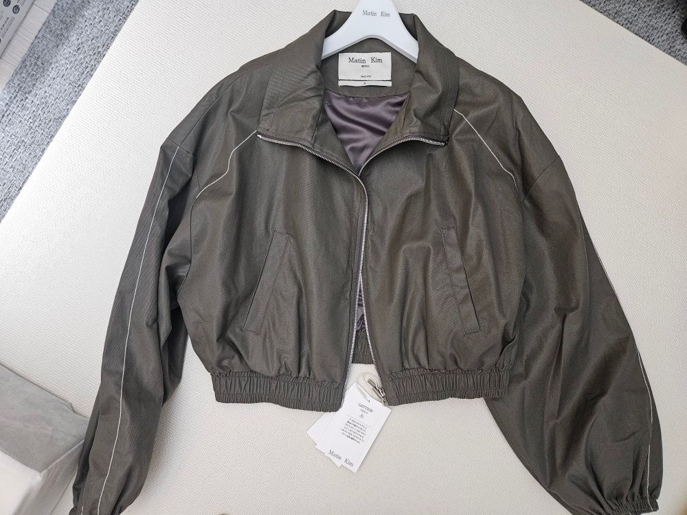 MUSINSA | MATIN KIM MATIN ROUGH COATING CROP BOMBER IN KHAKI
