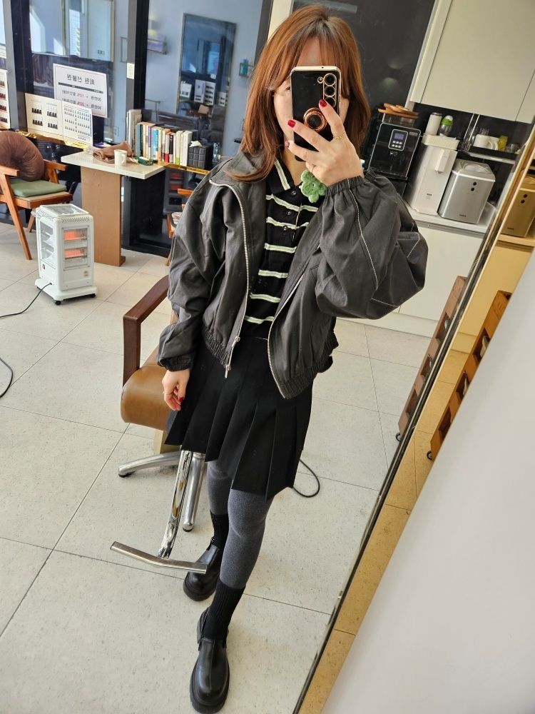 【MATIN KIM】24fw MATIN ROUGH COATING CROP BOMBER MATIN ROUGH COATING CROP BOMBER IN NAVY – Matin Kim