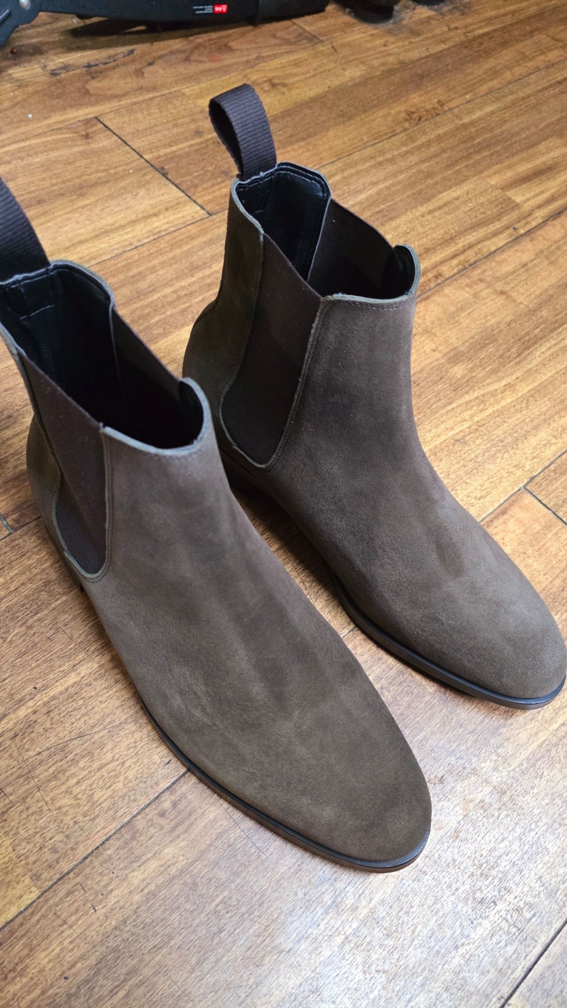 MUSINSA | CUSTOMADE 4cm Calfskin Pointed Chelsea Boots