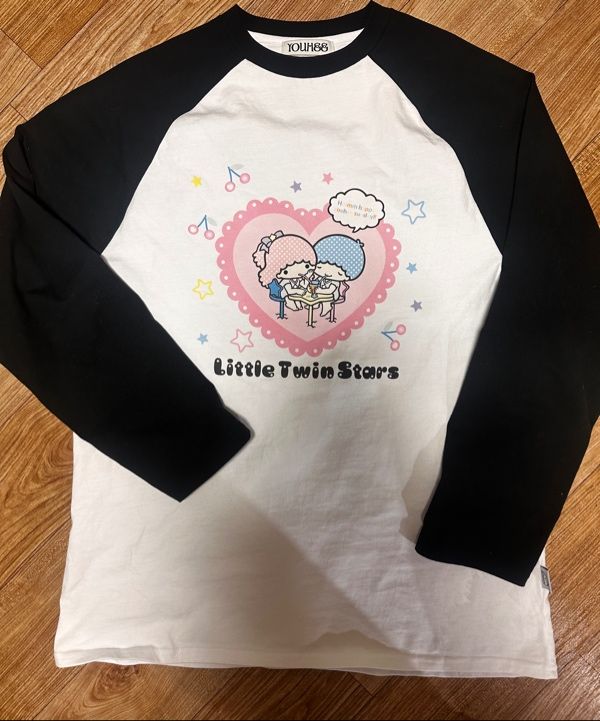 【YOUHEE】YOUHEE X LITTLE TWIN STAR HEART RAGLAN LONG SLEEVE MUSINSA | YOUHEE YOUHEE x LITTLE TWIN STAR HEART RAGLAN LONG