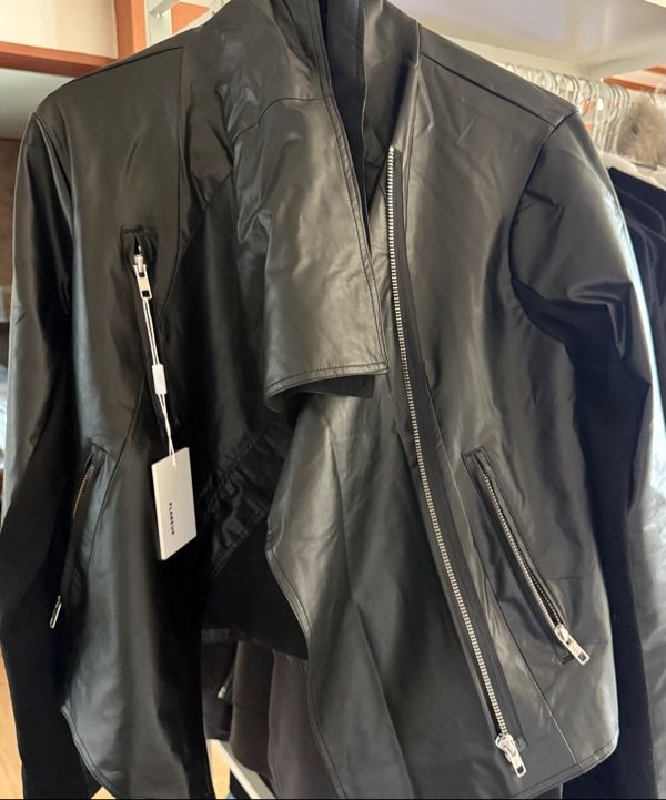 MUSINSA公式 | FLAREUP Asymmetrical Biker Leather Jacket (FL