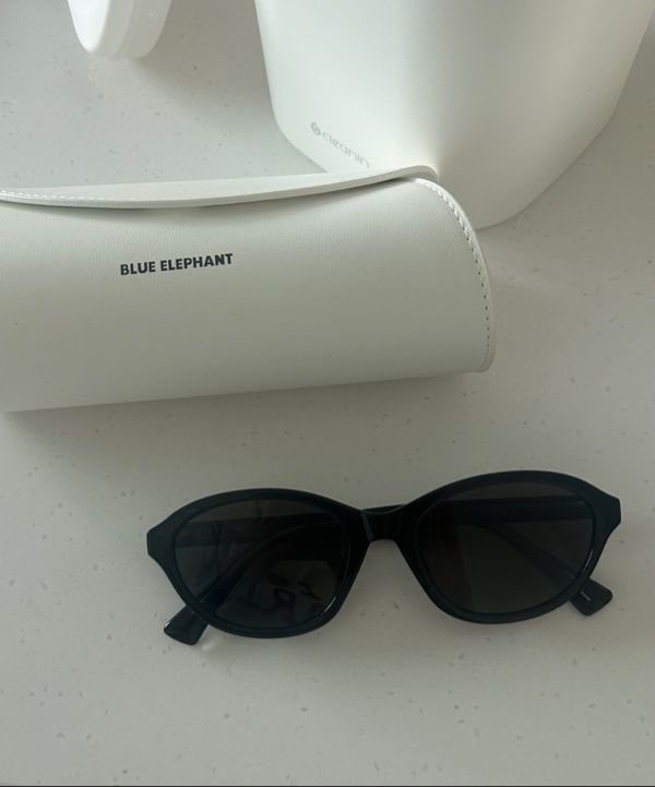 MUSINSA | BLUE ELEPHANT DIGIN black