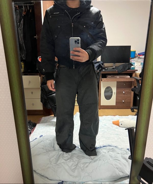 MUSINSA公式 | AAKAM High-Neck Bomber Jacket (Black)