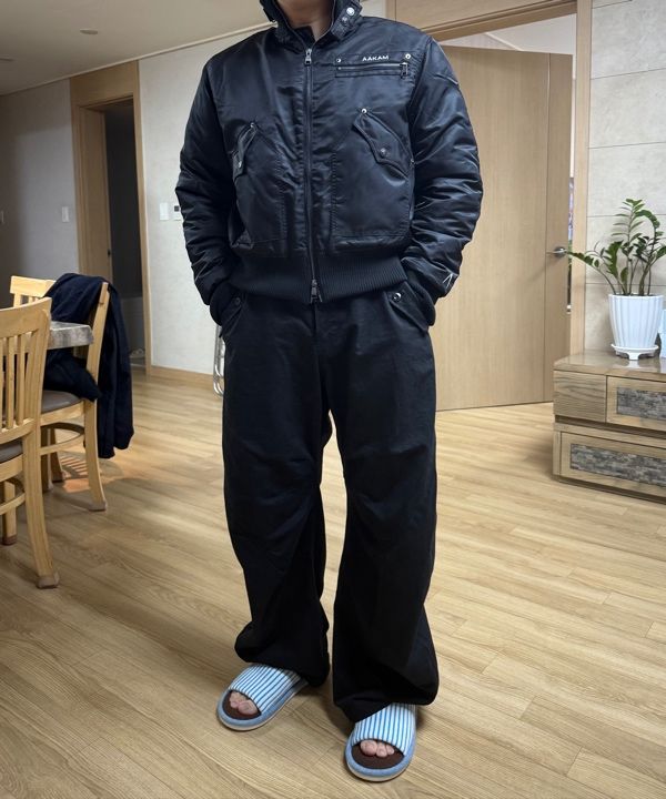 MUSINSA公式 | AAKAM High-Neck Bomber Jacket (Black)