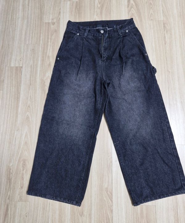 【AAKE】MUMU ONE TUCK WIDE DENIM Tucked Wide Leg Denim, from Sayaka Davis – Clic