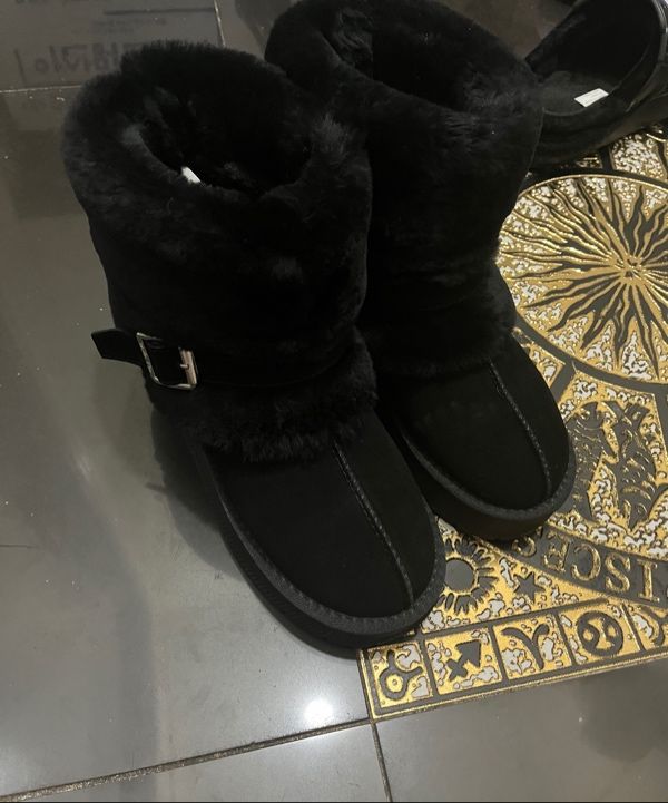 ★MATIN KIM★ BUCKLE FUR BOOTS BUCKLE FUR BOOTS IN BEIGE – Matin Kim
