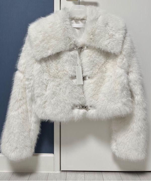 NOT YOUR ROSE ♥ Bebe sailor fur jacket/追跡付 7th Reorder]Bebe sailor fur jacket (Ivory) - Not your rose